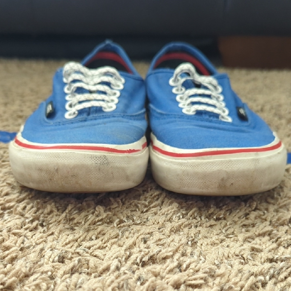 Vans Royal Blue Canvas Shoes with Red Trim - Picture 4 of 9